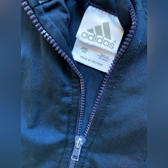 MIX AND MATCCH ADIDAS KIDS TRACK JACKET AND T-SHIRT SIZE 18m/24m - Picture 2 of 4